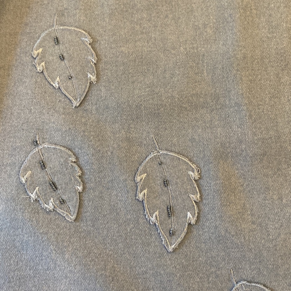 LAUNDRY BY SHELLI SEGAL POWER BLUE SKIRT WITH 7 LEAVES AND BEADS - Picture 2 of 11